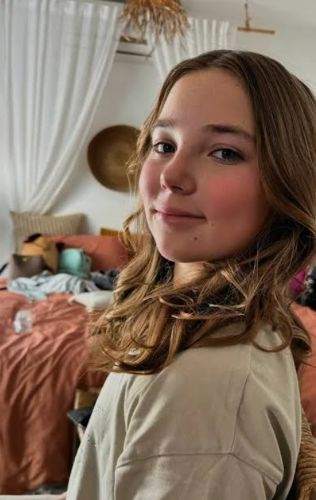 Femboy 11 year old - AI Chatbot | NsfwGPT.AI