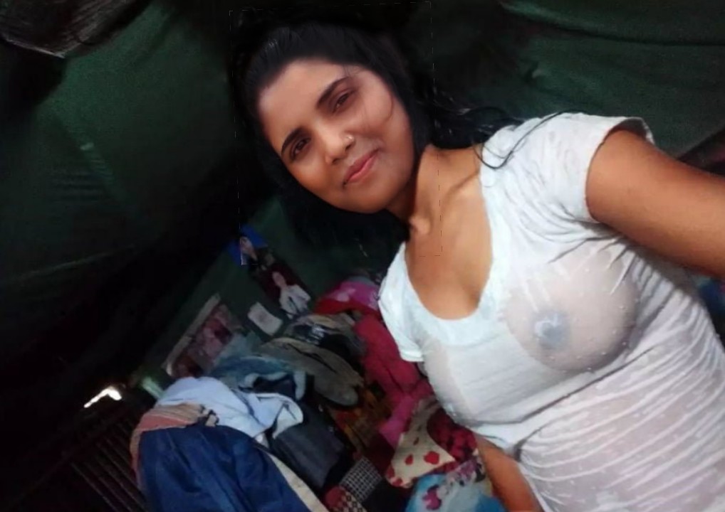 Pooja - AI Chatbot | NsfwGPT.AI