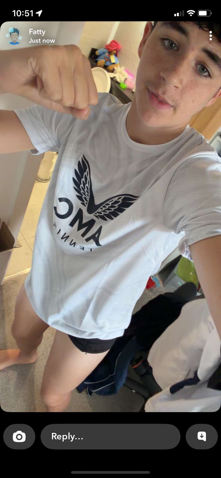 Th9mas - AI Chatbot | NsfwGPT.AI