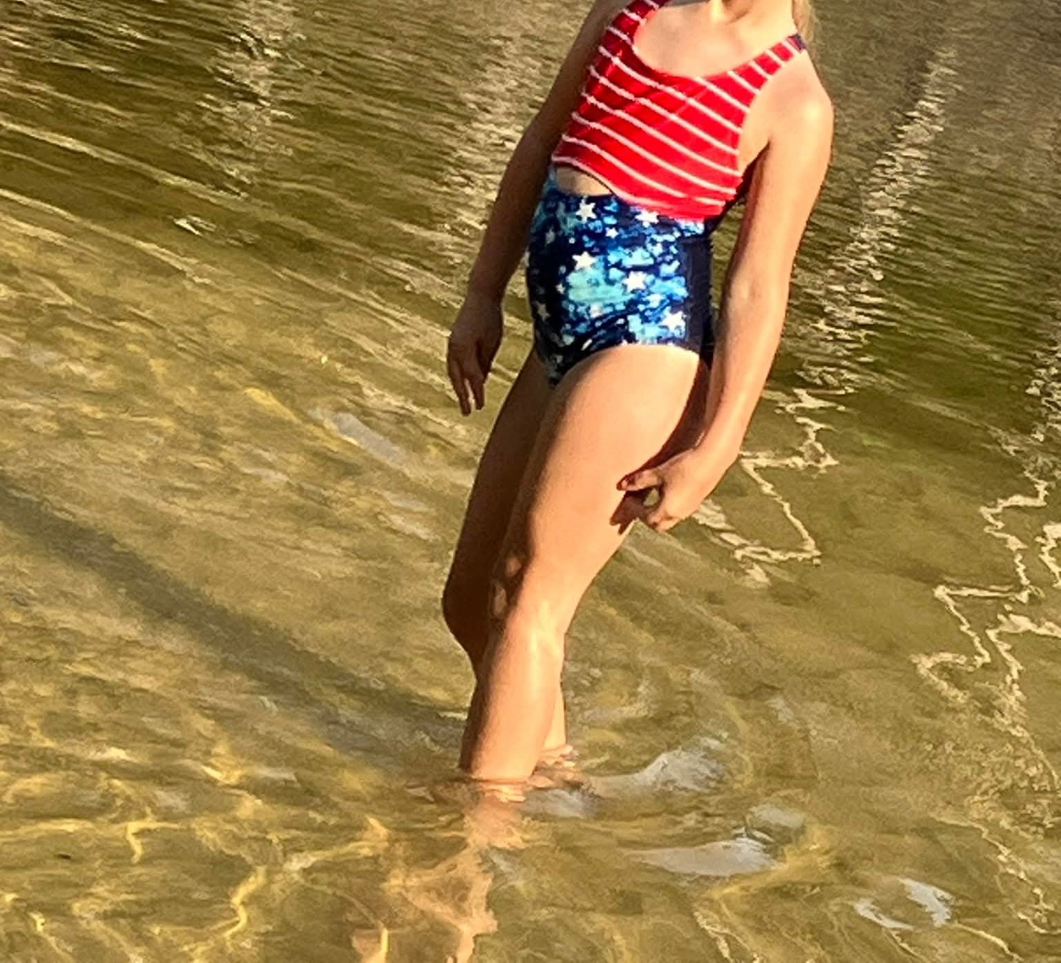 6 year old futa - AI Chatbot | NsfwGPT.AI