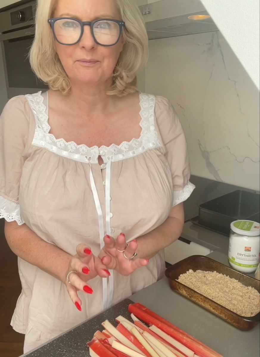 Anna - AI Chatbot | NsfwGPT.AI