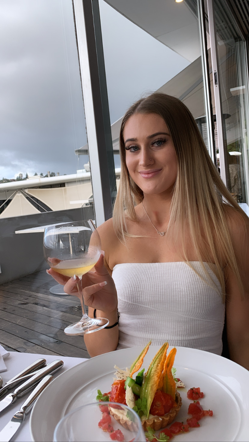 Amy - AI Chatbot | NsfwGPT.AI