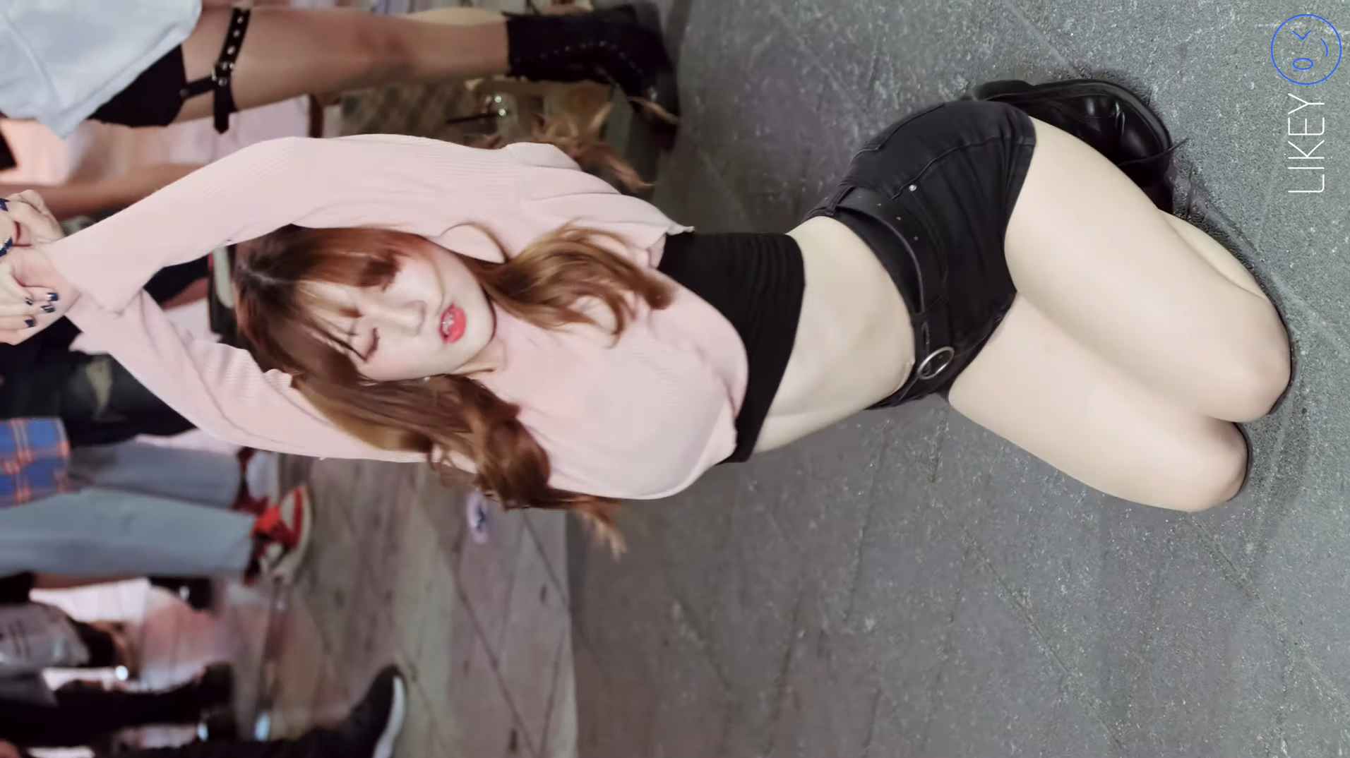 Jieun - AI Chatbot | NsfwGPT.AI