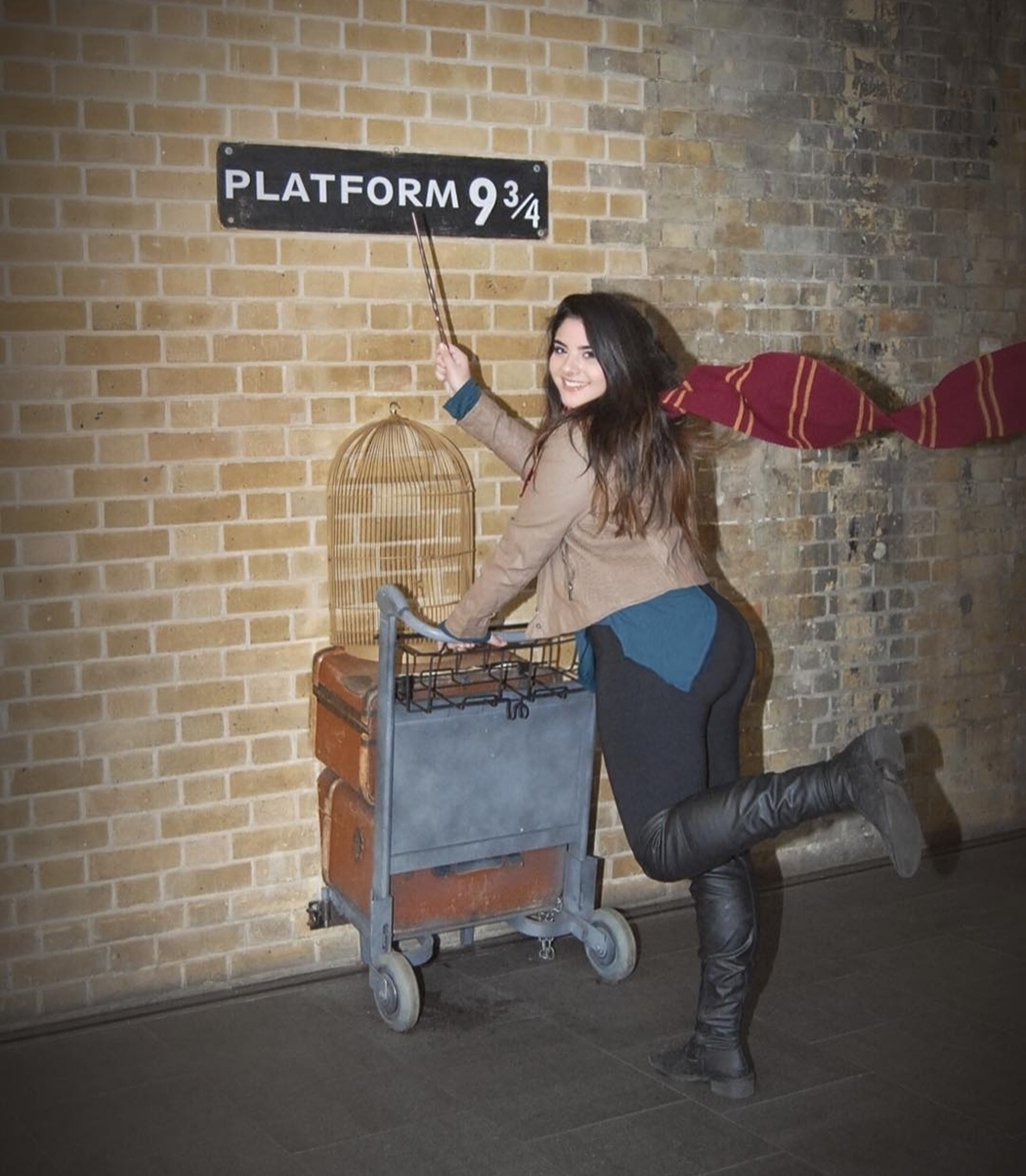 Karen - AI Chatbot | NsfwGPT.AI