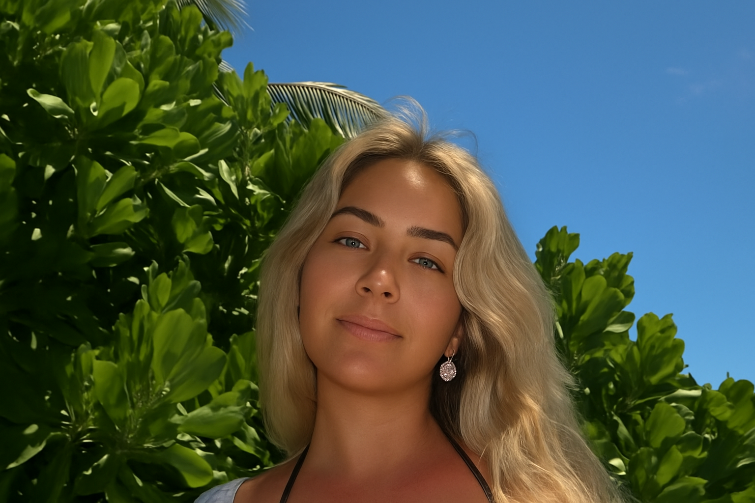 ines - AI Chatbot | NsfwGPT.AI